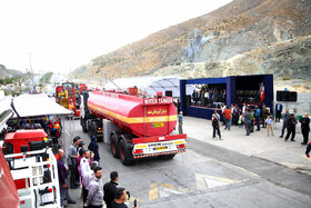 رژه آتش‌نشانان در مشهد