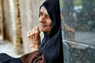 ایران در مسیر زنانه‌ شدن سالمندی