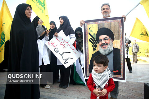 گزارش تصویری | تجمع کادر درمان مشهد مقدس برای اعزام به لبنان