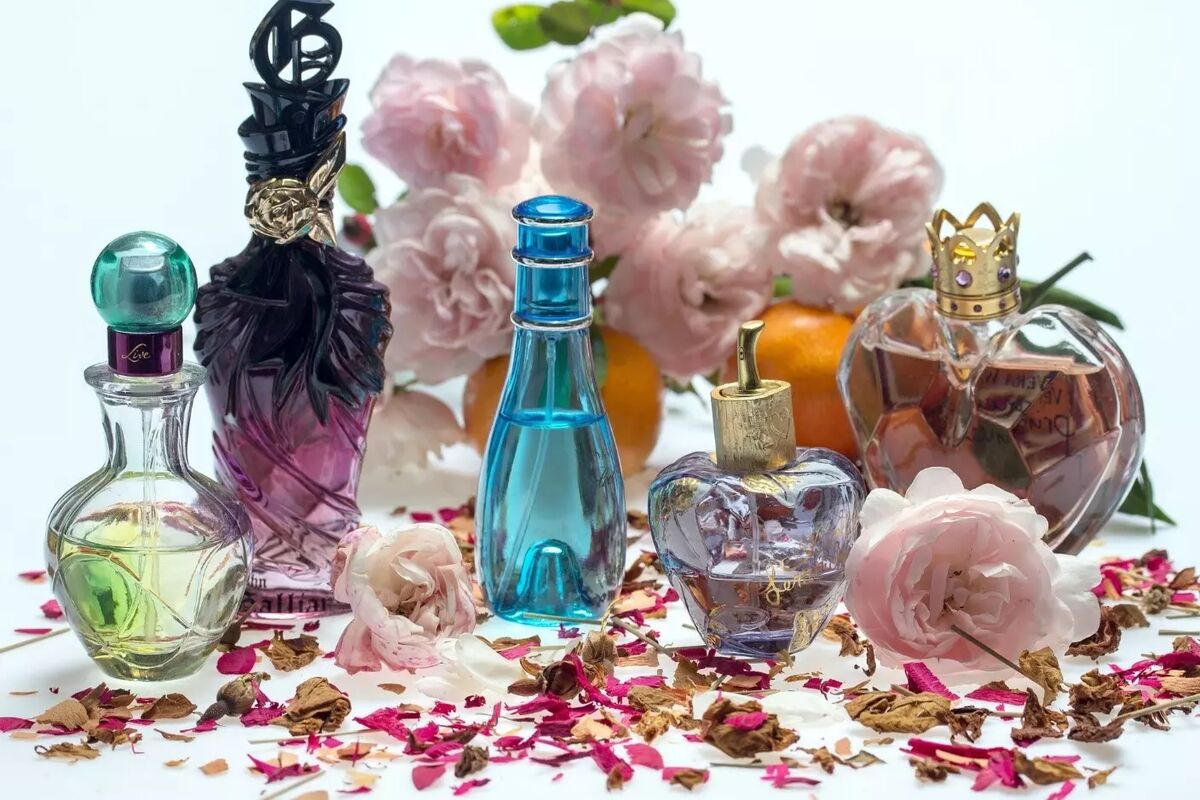 تفاوت‌ عطر، ادکلن، ادوپرفیوم و ادوتویلت 