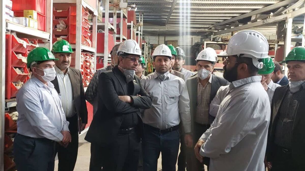 مدیر کل تعاون کار و رفاه اجتماعی خراسان رضوی اعلام کرد :صدور ۶۰۰ برگ تذکر برای رفع موانع ایمنی به معادن استان 
