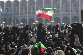امام جمعه ازنا لرستان: امام جمعه تراز انقلاب با مردم زندگی می‌کند و پیگیر مطالبات آنان است