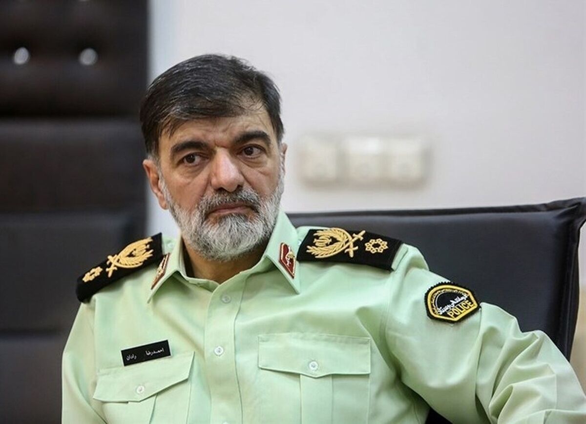 دیدار اعضای کمیسیون امنیت ملی مجلس با سردار رادان دیدار اعضای کمیسیون امنیت ملی مجلس با سردار رادان