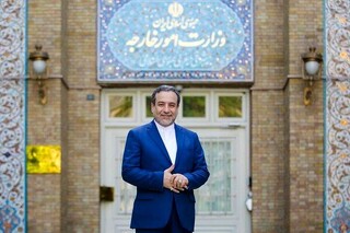 العربی‌الجدید خبر داد؛ سفر احتمالی عراقچی به قاهره
