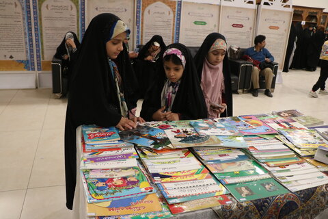 اینجا بازار همدلی گرم است