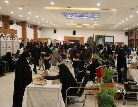 اینجا بازار همدلی گرم است