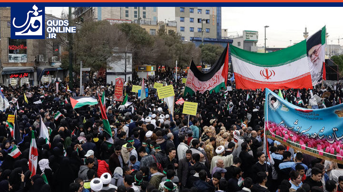 فیلم | حال و هوای دانش‌آموزان مشهدی در راهپیمایی باشکوه ۱۳ آبان
