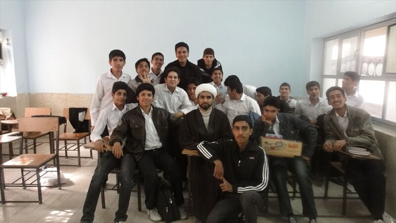 برکات دغدغه یک مرجع تقلید برای تبلیغ دانش آموزی