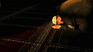 چرا نمی‌توانیم نماز شب بخوانیم؟