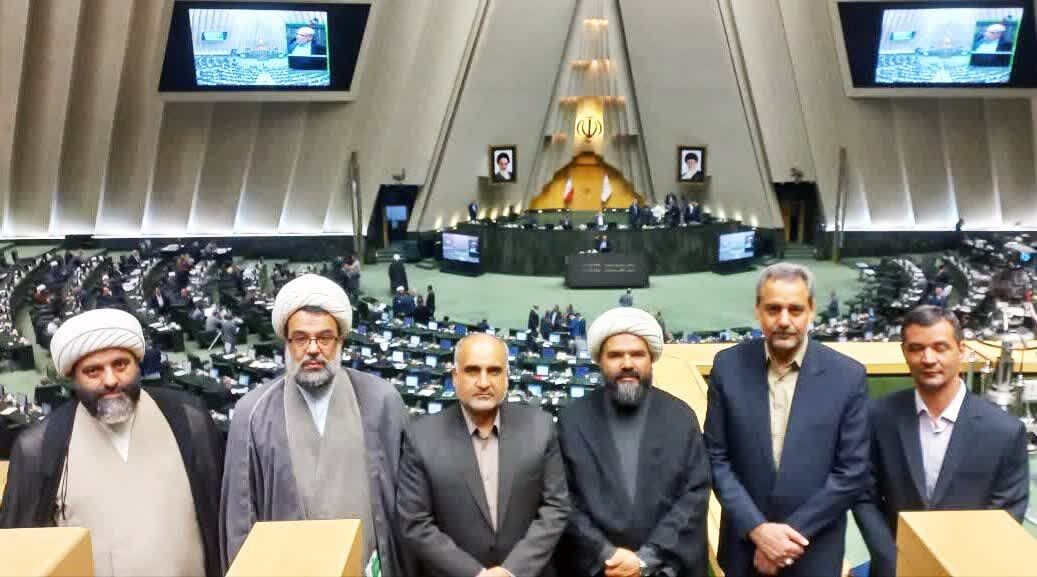 حضور مدیرعامل مؤسسه حضرت حسین بن موسی الکاظم (ع) و زیارتگاه شهید مدرس در مجلس شورای اسلامی