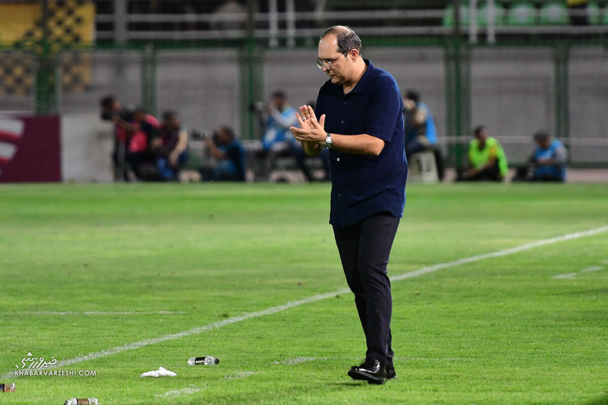 بازگشت اجباری محمد ربیعی به ذوب آهن؛ آغاز تمرینات ذوبی ها از فردا در تهران بازگشت اجباری محمد ربیعی به ذوب آهن؛ آغاز تمرینات ذوبی ها از فردا در تهران