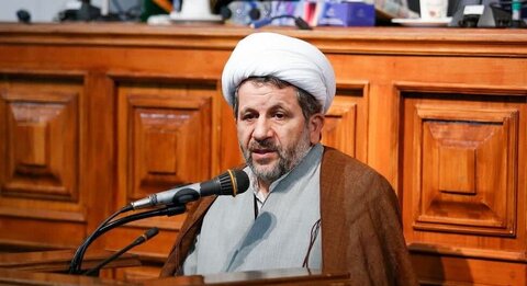 گغتگو با حجتالاسلام محمد امامی، عضو هیئت علمی دانشگاه علوم اسلامی رضوی در مورد تحلیل ضرورت و اهمیت همگرایی اقتصادی در جهان اسلام