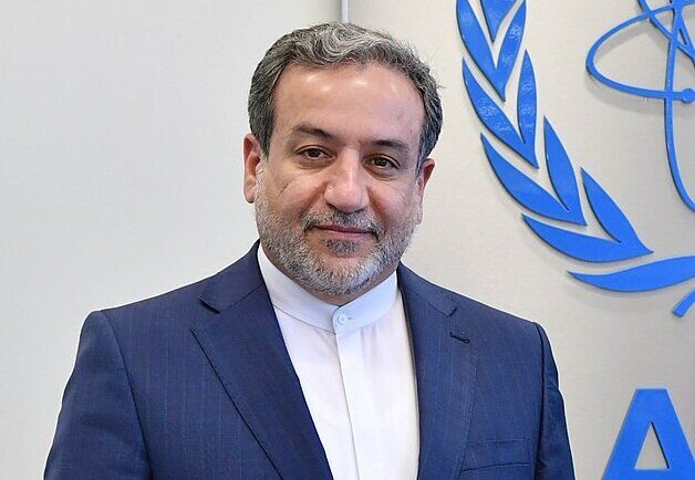 عراقچی: مسیر توافق از میز مذاکره می‌گذرد، نه رسانه‌ها