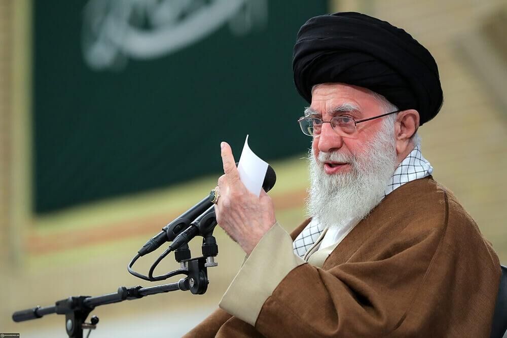 حساب کاربری دفتر نشر آثار حضرت آیت‌الله خامنه‌ای منتشر کرد؛ همه فلسطین، از نهر تا بحر، متعلّق به مردم فلسطین است