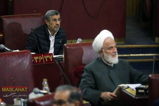 عکس| تیپ عجیب محمود احمدی‌نژاد در مجمع تشخیص مصلحت نظام