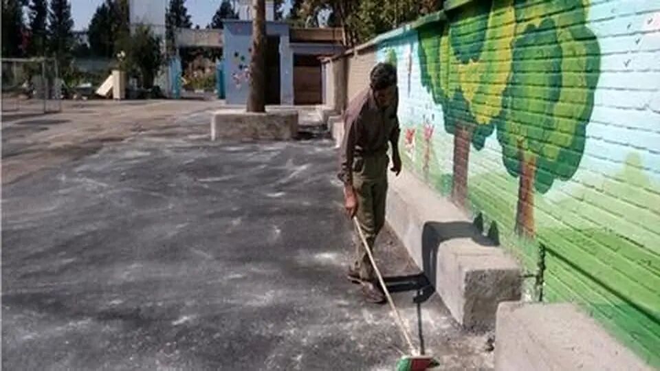  قالیباف: مشکل سرایداران مدارس را حل می‌کنیم
