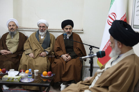 ائمه جمعه مشکلات اقتصادی و ناترازیهای موجود را در خطبههای خود بیان کنند