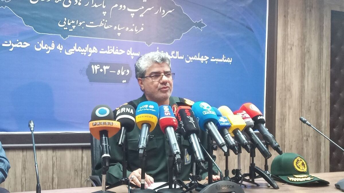 فرمانده سپاه حفاظت هواپیمایی: در ۴۰ سال گذشته هواپیماربایی نداشتیم/ بازرسی سالانه ۴۴ میلیون مسافر در فرودگاه‌های کشور