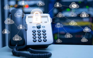 مقایسه تلفن VOIP با سیستم های تلفن سانترال سنتی