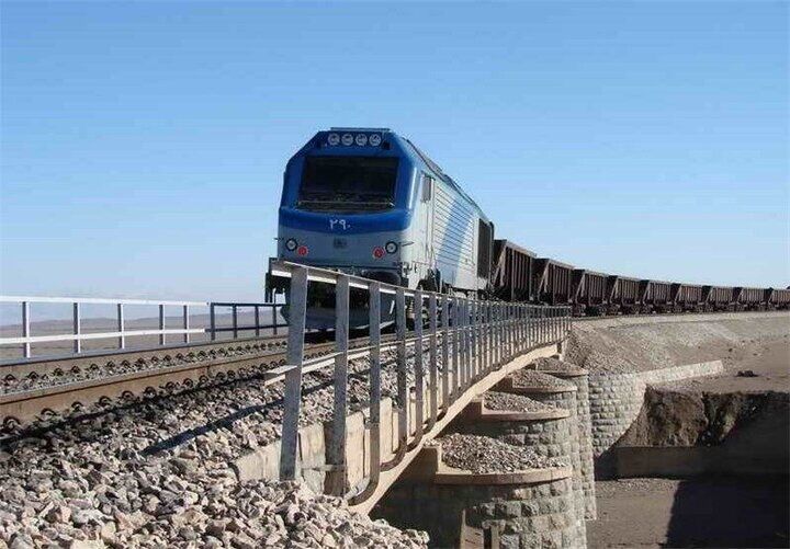 اما و اگرهای اتصال بندر اقیانوسی ایران به خط آهن در ۱۴۰۴