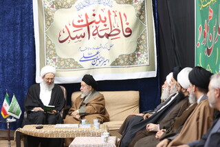 آیت الله فقیهی بیان کرد: تجلیل از بانوان خاندان رسالت؛ راهی به سوی احیای فرهنگ حیا و عفاف در جامعه