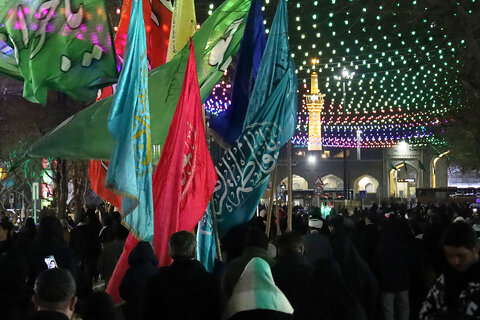 حرم مطهر رضوی به یمن قدوم جوادالائمه(ع) گلباران شد