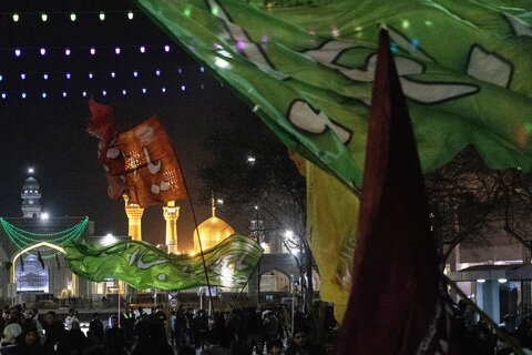 حرم مطهر رضوی به یمن قدوم جوادالائمه(ع) گلباران شد