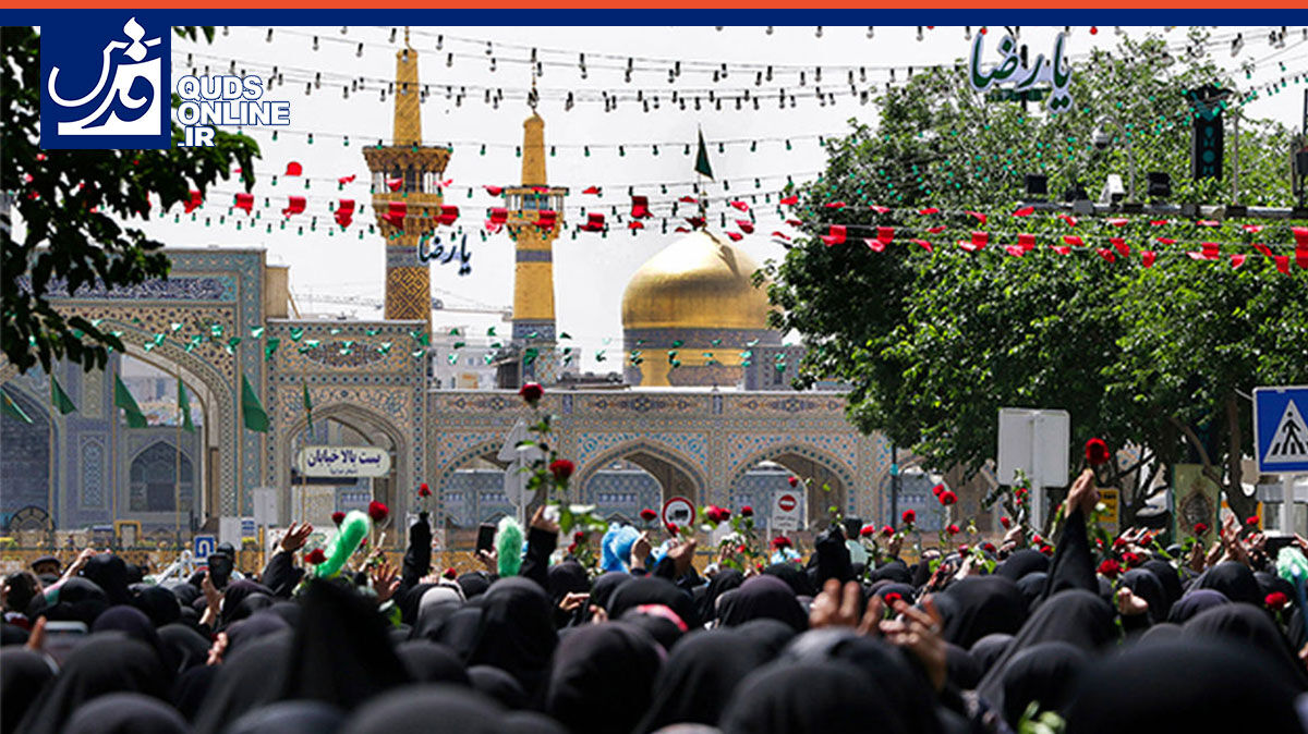 فیلم | جشن‌ گلریزان حرم‌ مطهر امام رضا(ع) در سالروز ولادت آقا جوادالائمه(ع)