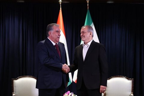 ضرورت الگوسازی موفق در رابطه با همسایگان بر مبنای اعتماد متقابل / به بهانه سفر پیش روی رئیس جمهور به تاجیکستان