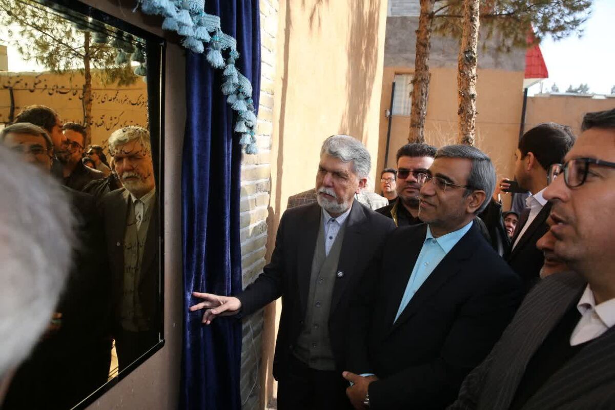 گذر فرهنگ و هنر نیشابور افتتاح شد