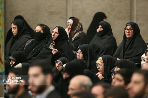 دیدار مسئولان نظام و سفرای کشورهای اسلامی با رهبر انقلاب
