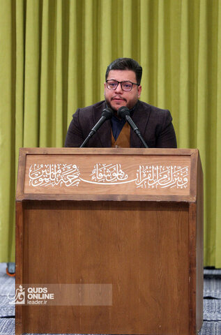 دیدار مسئولان نظام و سفرای کشورهای اسلامی با رهبر انقلاب