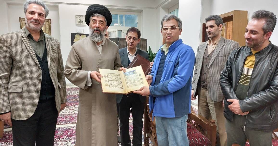 اهدای ۱۹۰۰ قطعه سکه تاریخی توسط واقف قوچانی به موزه حرم رضوی