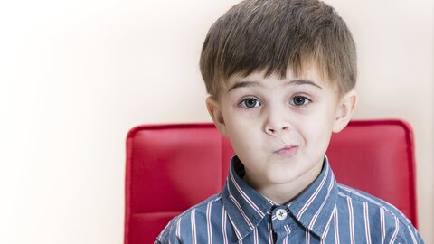 راه‌های مقابله با تیک عصبی در کودکان