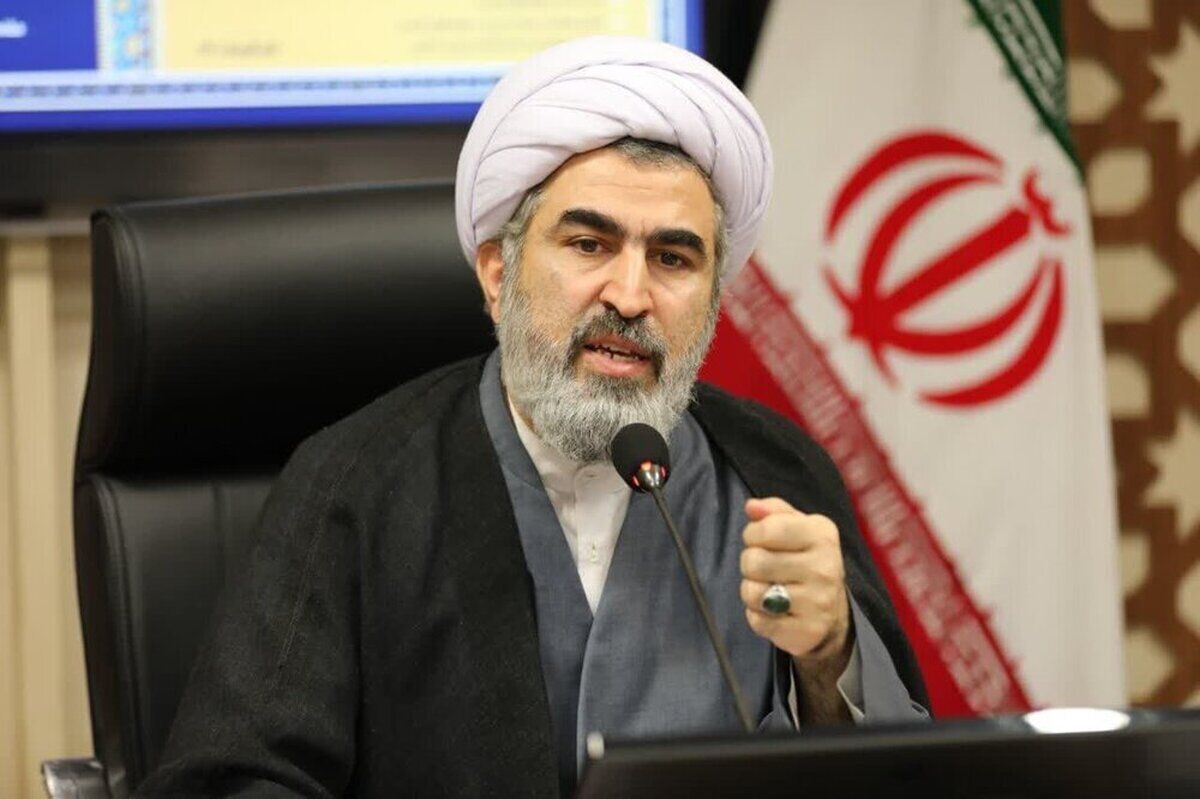 حجت‌الاسلام مقیمی حاجی خبر داد: انتشار آثار آیت‌الله حائری یزدی در ۲۰ جلد