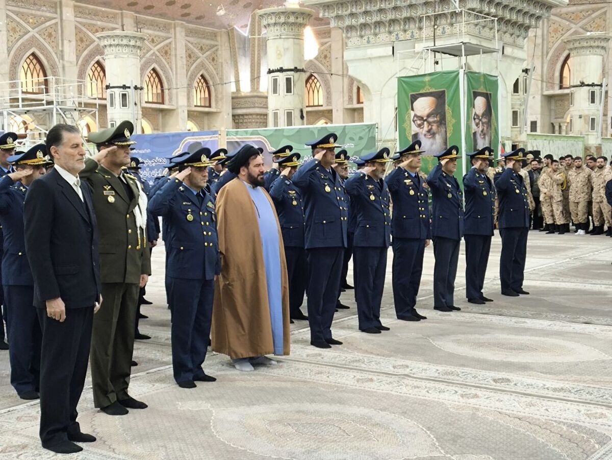 فرماندهان نیروی هوایی ارتش با بنیانگذار انقلاب اسلامی تجدید میثاق کردند