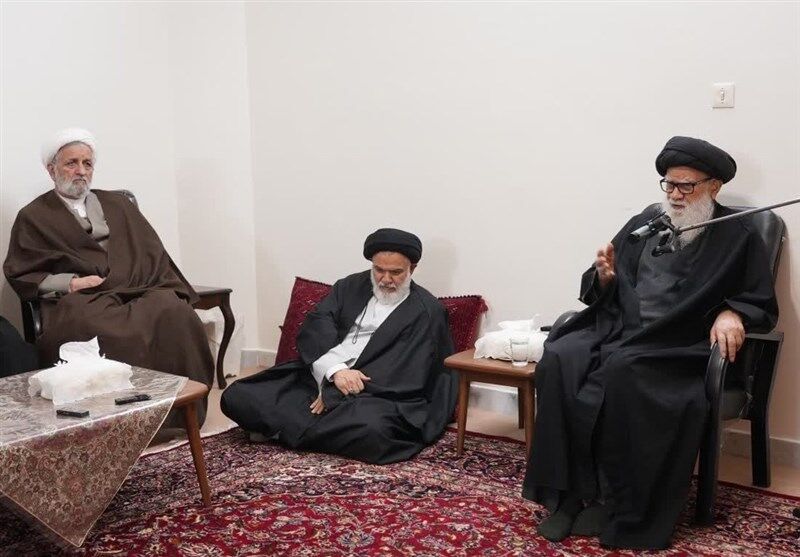 اساتید باید فراتر از تعلیم و تعلم طلاب بیاندیشند