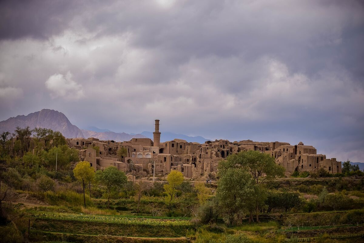 «خرانق» روستایی با قدمت ۴ هزار و ۵۰۰ سال «خرانق» روستایی با قدمت ۴ هزار و ۵۰۰ سال