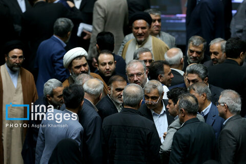حضور رئیس‌جمهور در جلسه ارزی مجلس و دولت