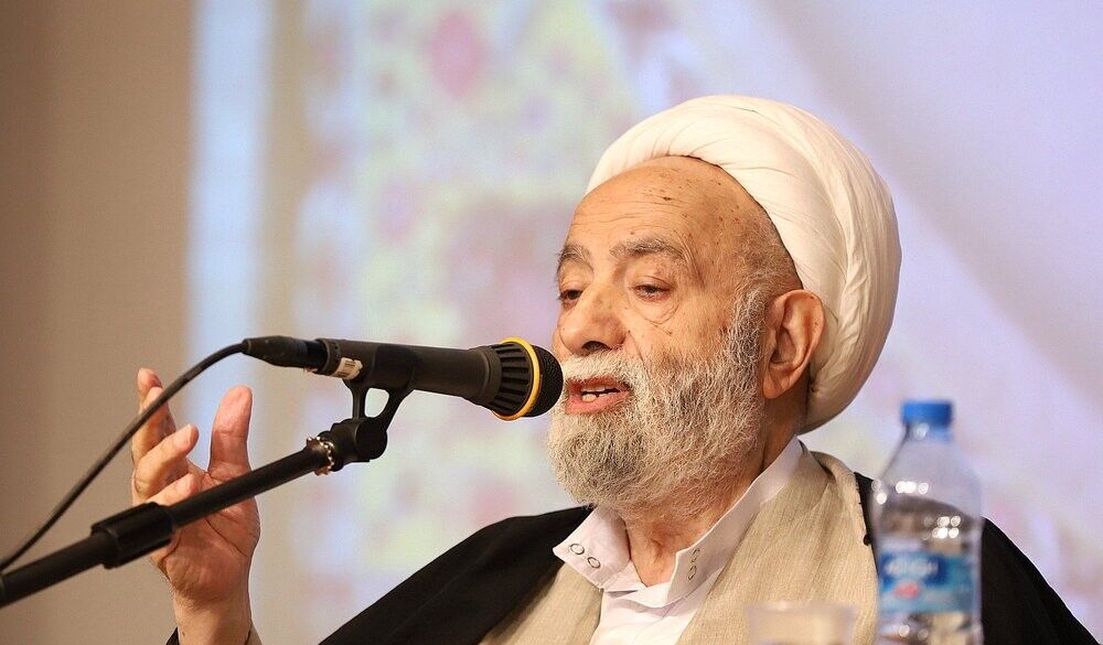 حجت‌الاسلام قرائتی: سخنرانی بدون مطالعه خیانت به عمر مردم است / پیام قرآن قابل فهم برای عموم بیان شود