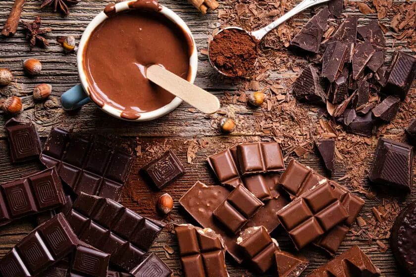 ۸ دلیل برای خوردن شکلات تلخ!