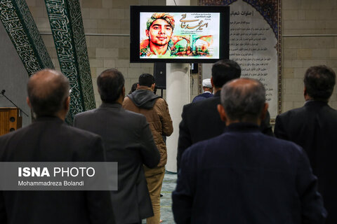 عکس «منتخب هفته» - مراسم ختم امیرمحمد خالقی در مسجد دانشگاه تهران