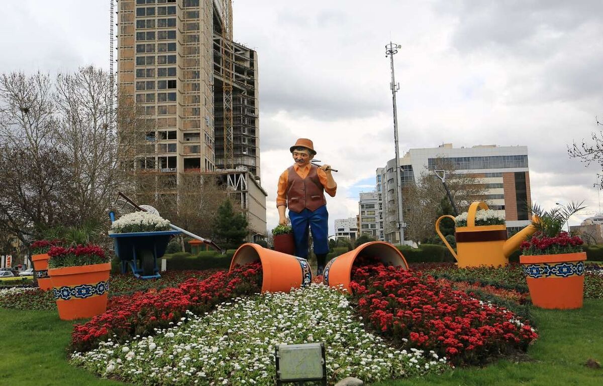 پاسخ تکراری به پیگیری برای ساخت المان‌های ورودی شهر مشهد!
مشهد با المان‌هایی با مشارکت بخش خصوصی به استقبال از بهار می‌رود