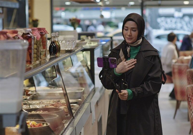 گفتوگوی «قدس» با محمود معظمی/ سویههای مثبت و منفی فضای مجازی در سیمای «فریبا»