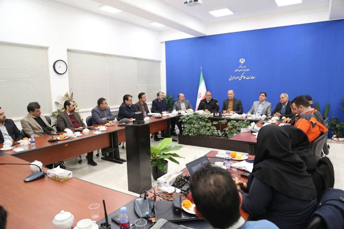 بررسی طرح ارتقای ایمنی سفرهای نوروزی در کمیسیون ایمنی راه‌های استان
