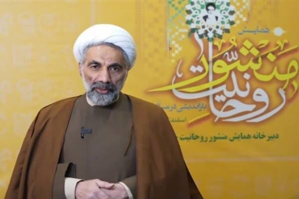 رئیس دانشگاه علوم اسلامی رضوی: روحانیون باید در برابر تحجرگرایی و انحرافات دینی ایستادگی کنند