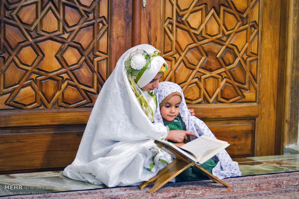 رمضان، ماه ضیافت نادیده‌های الهی است / رمضان؛ گهواره نزول وحی و هم‌آوازی کتب آسمانی