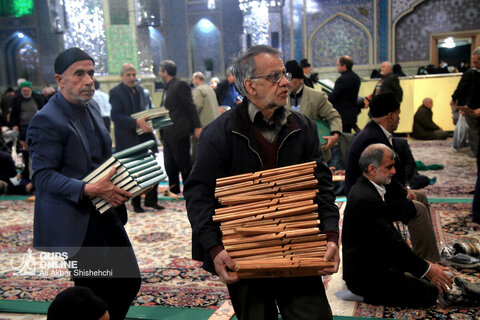 محفل ترتیل خوانی در حرم مطهر رضوی