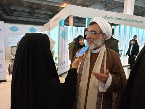 چهره هایی که تا کنون از نمایشگاه قرآن کریم بازدید کرده اند