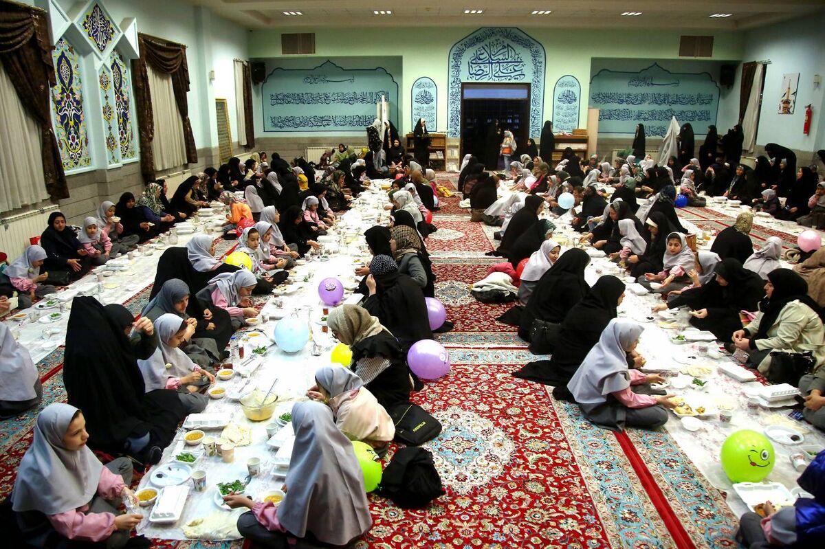 میزبانی شایسته «ماه نوری‌ها» از دختران ایتام